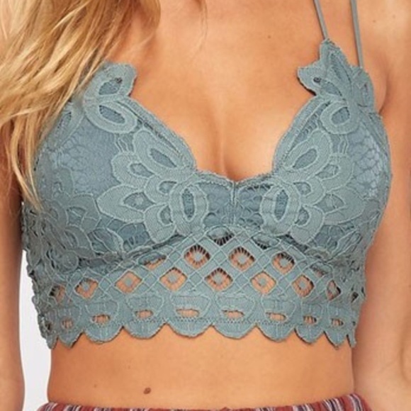 Boho Crochet Removable Padding Criss Cross Bralette - Picture 5 of 5
